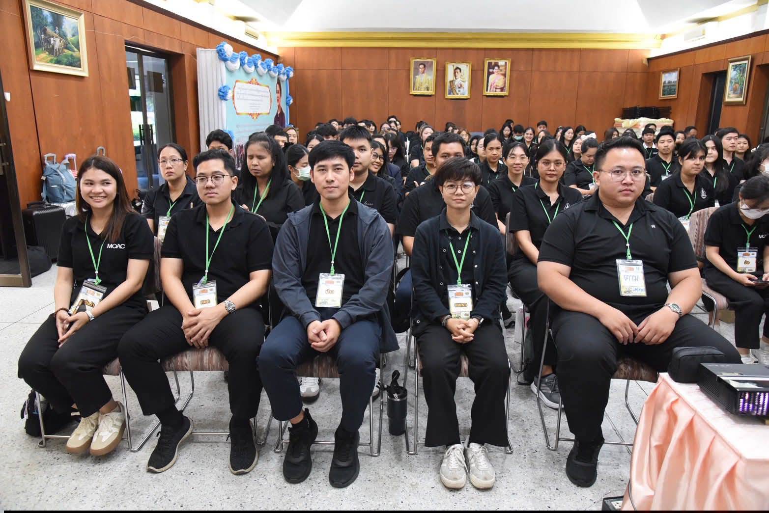 title - ผู้ตรวจราชการกระทรวงเกษตรและสหกรณ์ เป็นประธานในพิธีเปิดการอบรมและบรรยายพิเศษ เรื่อง “ นโยบายกระทรวงเกษตรและสหกรณ์” หลักสูตร การเป็นข้าราชการที่ดีสำหรับข้าราชการที่อยู่ระหว่างทดลองปฏิบัติหน้าที่ราชการ รุ่นที่ 53 ณ ห้องประชุมอาคาร 100 ปี ศูนย์ส่งเสริมและพัฒนาอาชีพเสริมนอกภาคการเกษตร